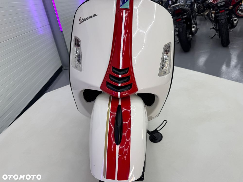 Piaggio Vespa - 25