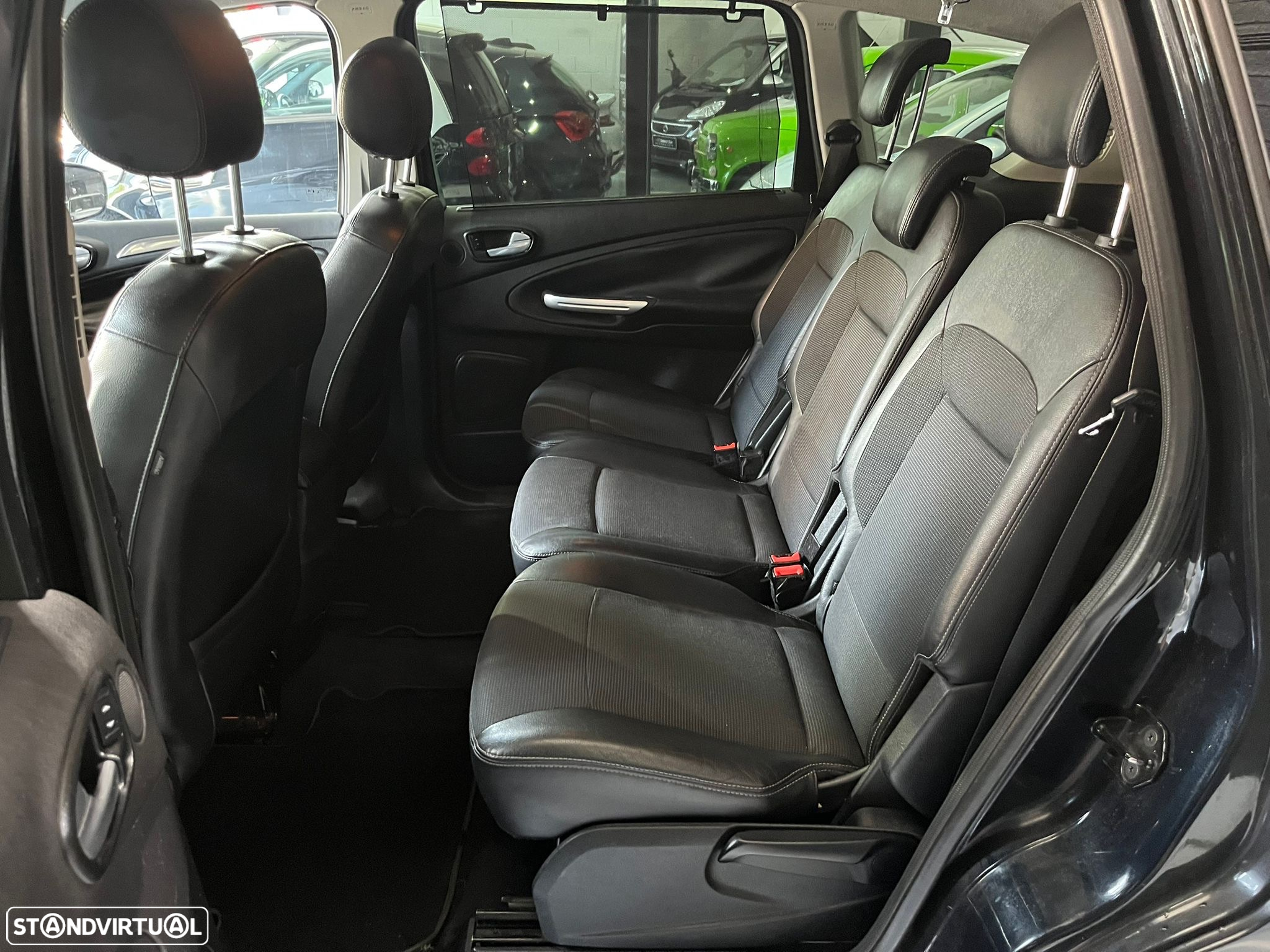Ford S-Max 2.0 TDCi Titanium 7L - 13