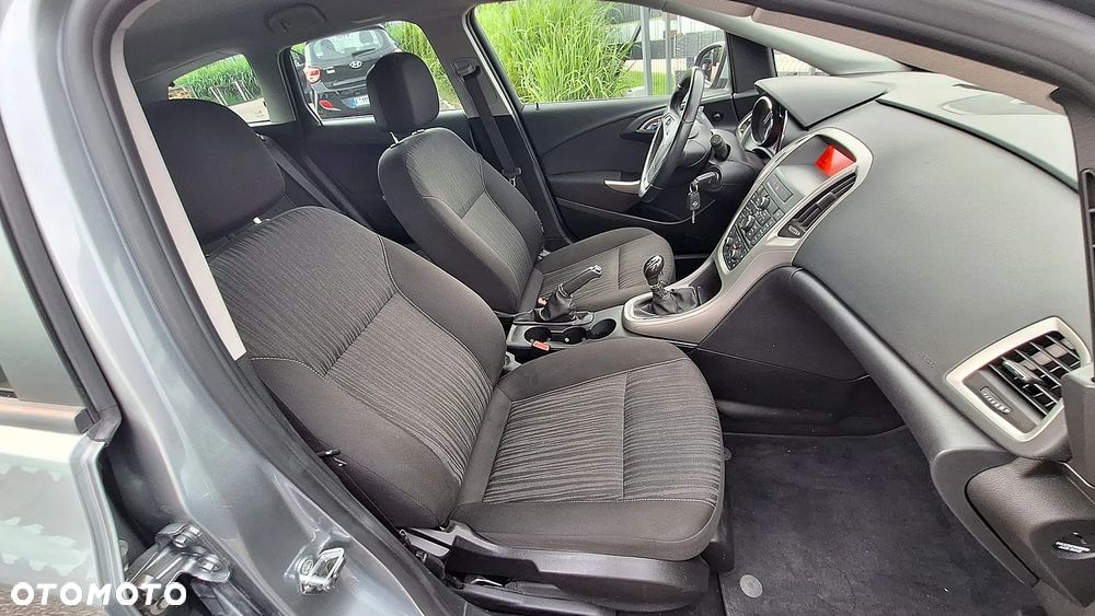 Opel Astra 1.4 Turbo - 15
