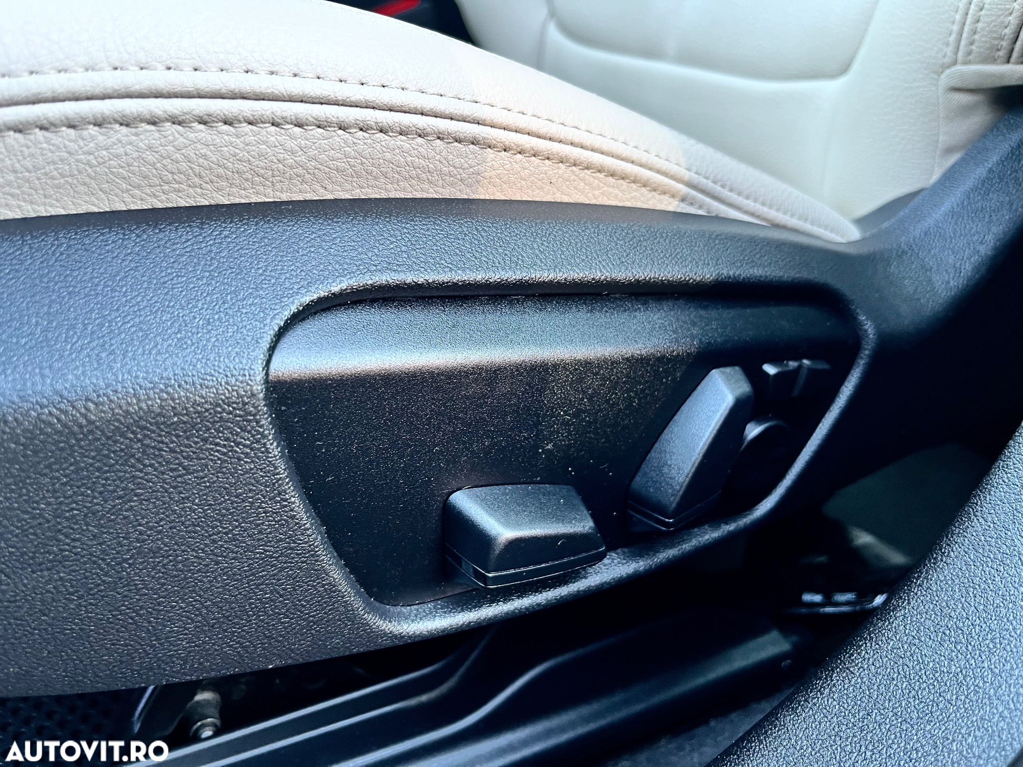 BMW Seria 2 220d Active Tourer Aut. M Sport - 39