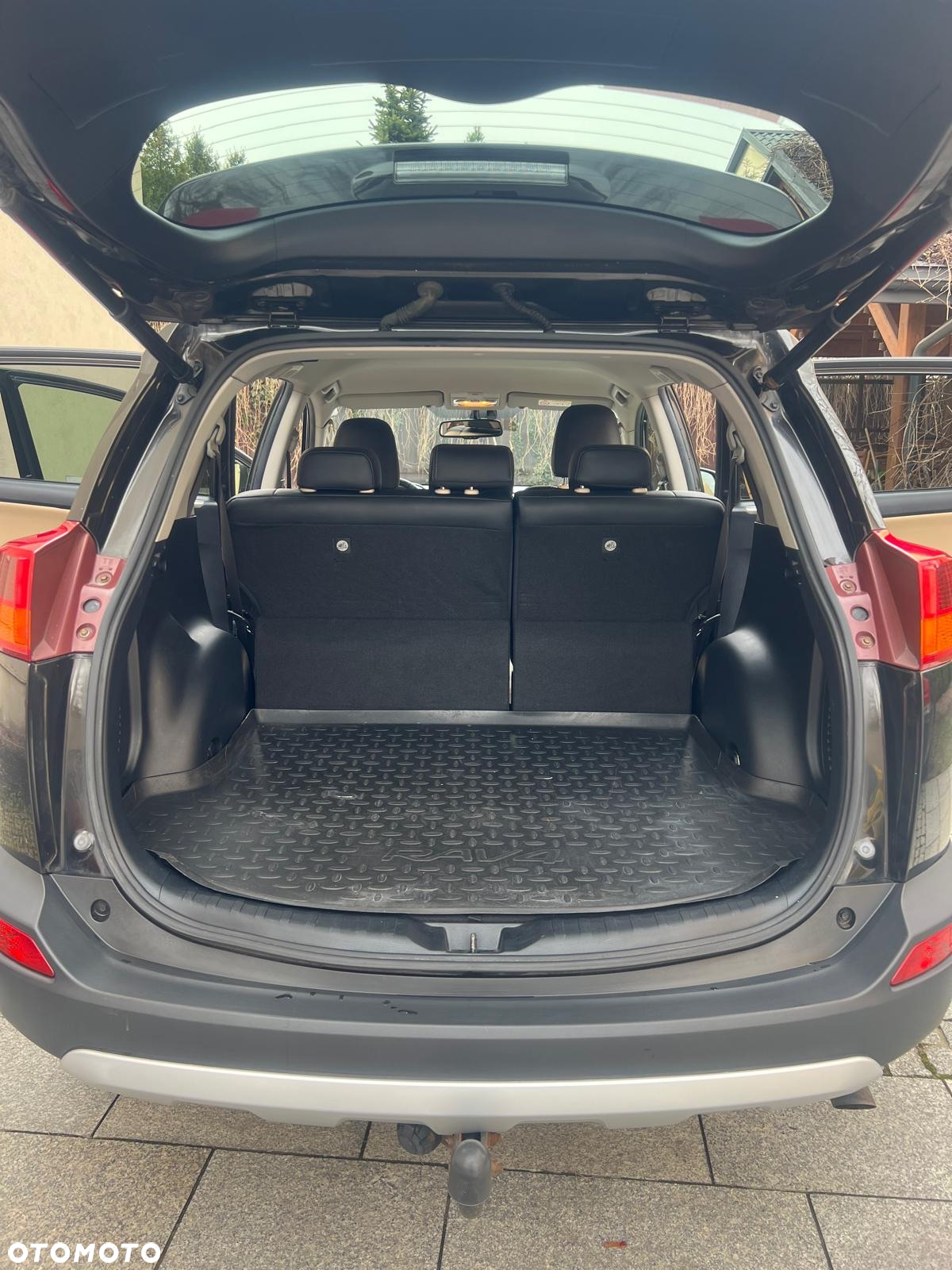 Toyota RAV4 - 2