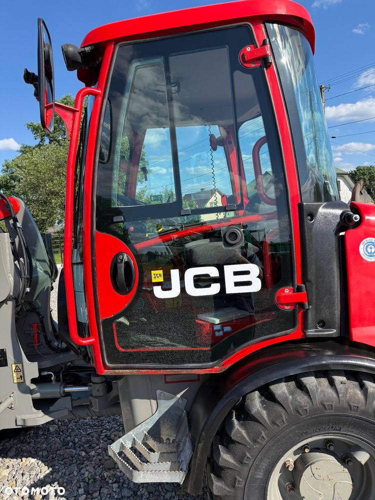 JCB 406 - 10