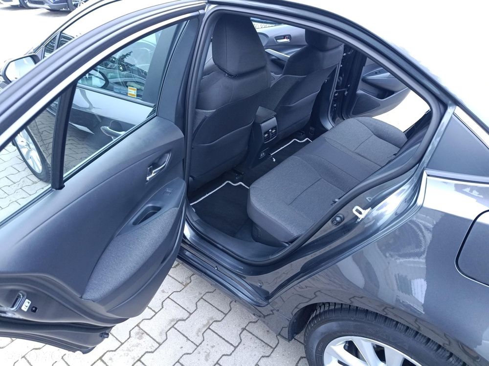 Toyota Corolla 1.8 Hybrid Comfort - 12