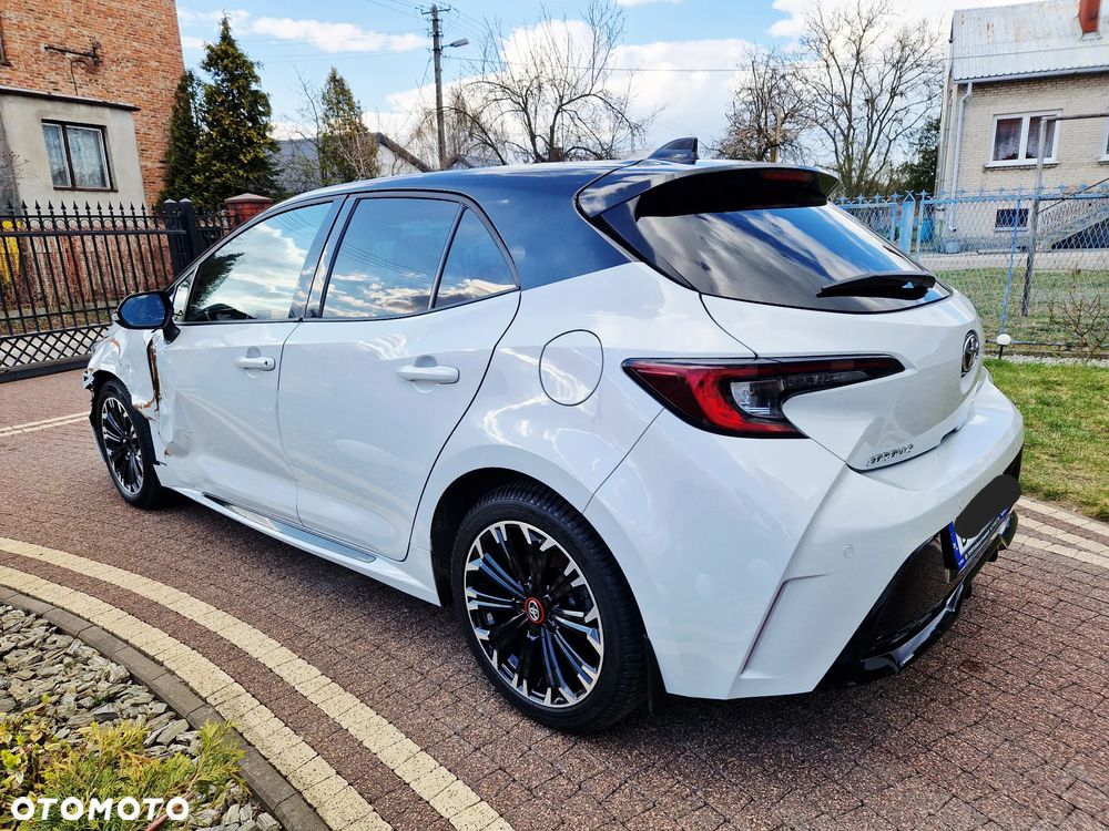 Toyota Corolla 2.0 Hybrid GR Sport Dynamic - 6