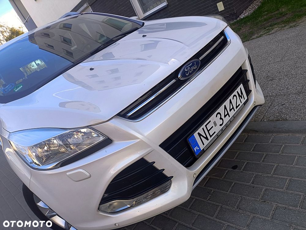 Ford Kuga 2.0 TDCi 2x4 Titanium - 8