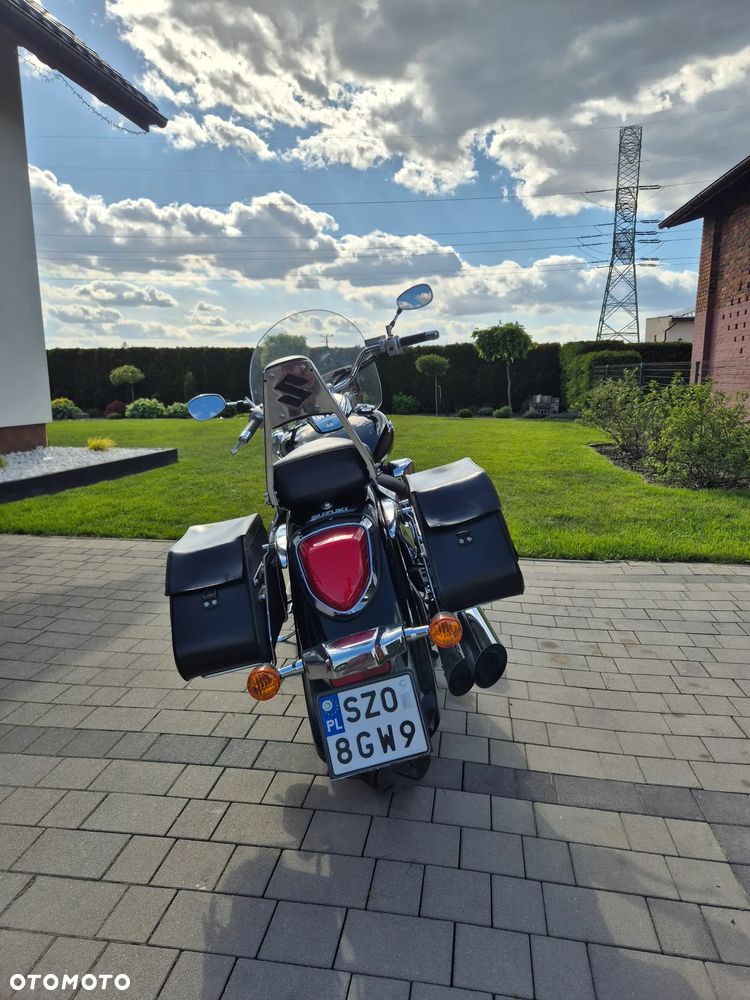 Suzuki Intruder - 6