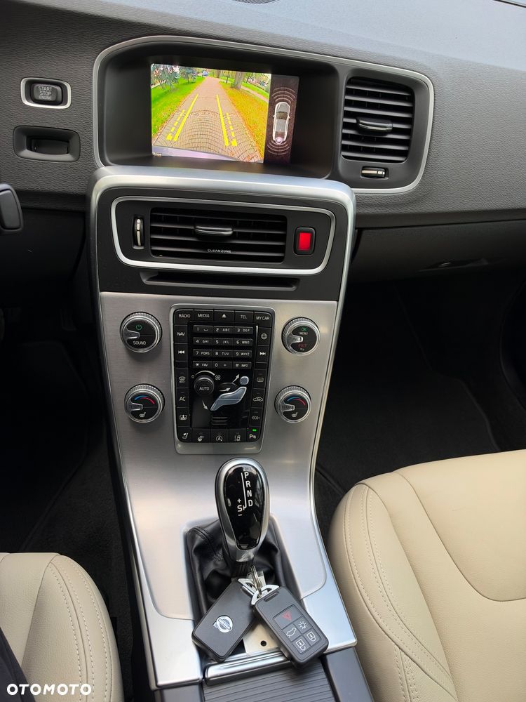 Volvo S60 - 17