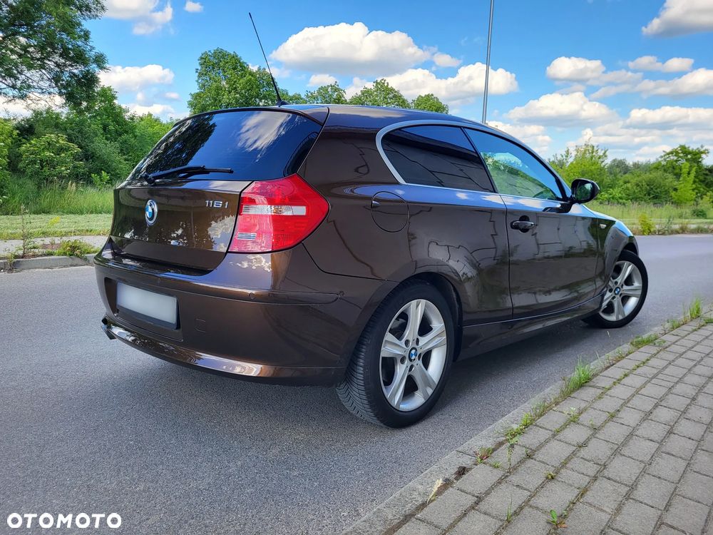 BMW Seria 1 116i - 4