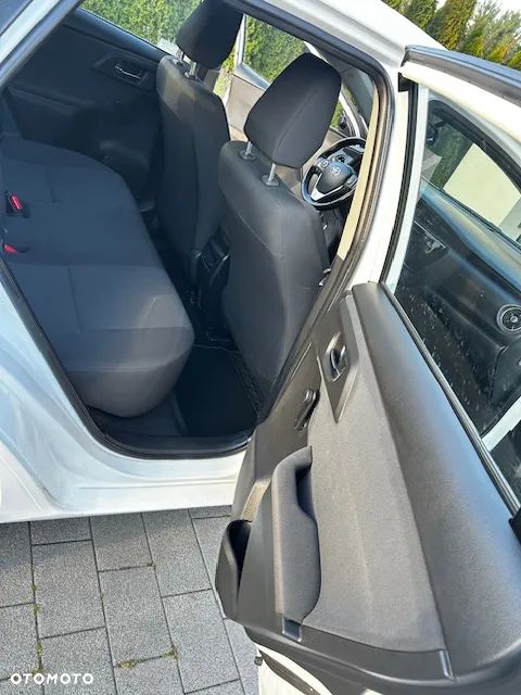 Toyota Auris 1.33 VVT-i Active - 12