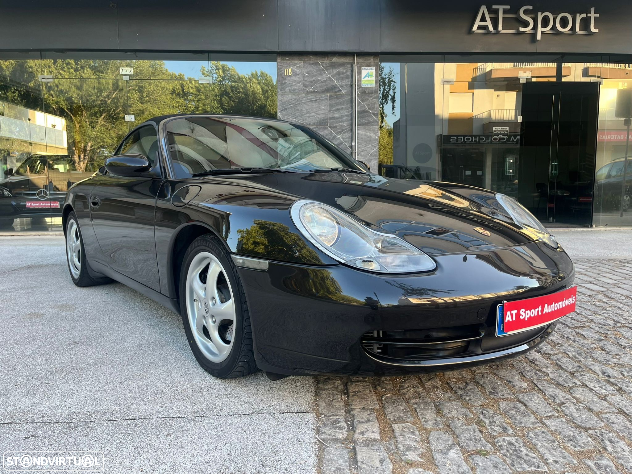Porsche 911 (996) Carrera Cabrio - 35
