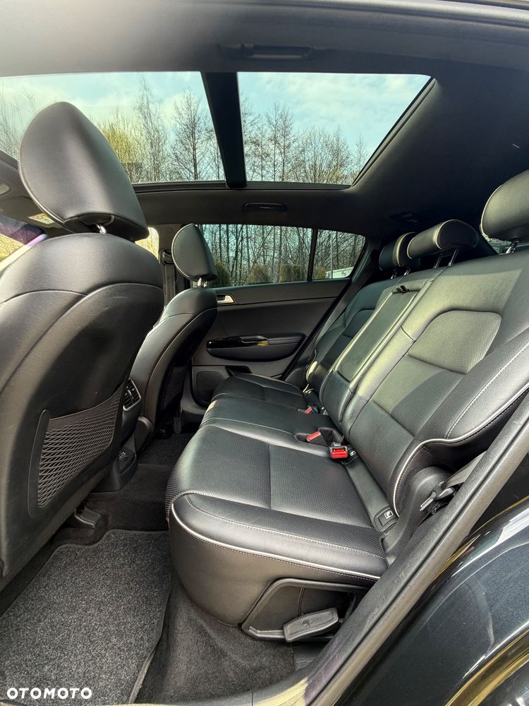 Kia Sportage 2,0 CRDI AWD GT Line - 7