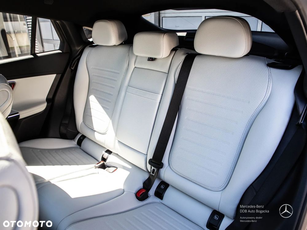 Mercedes-Benz GLC 220 d mHEV 4-Matic AMG Line - 13