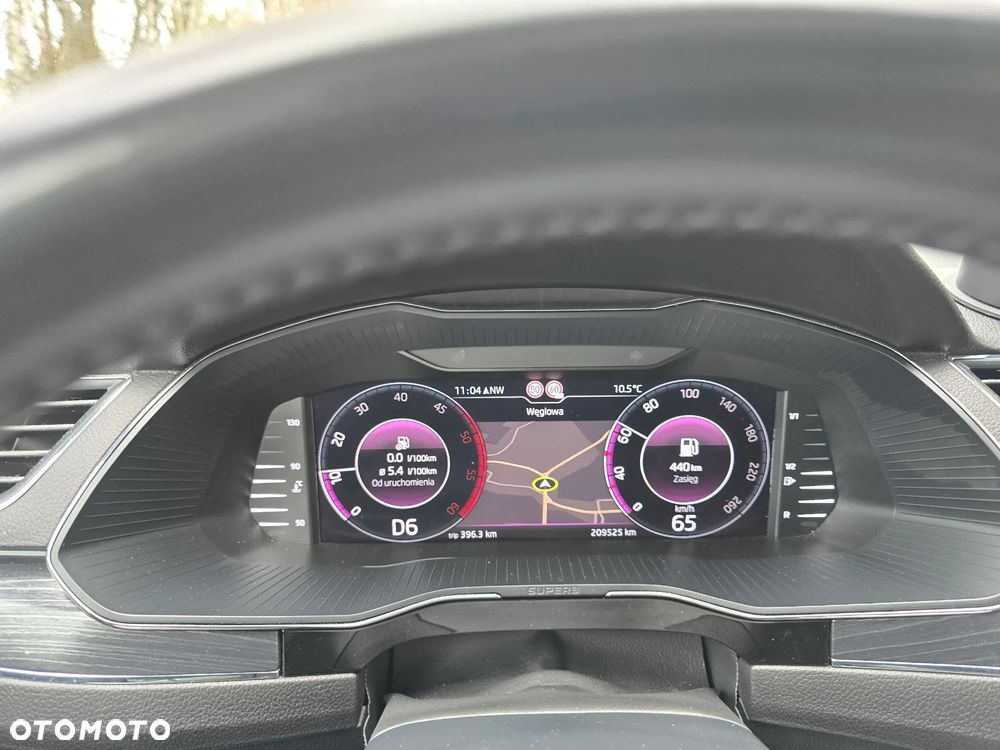 Skoda Superb 2.0 TDI DSG Premium Edition - 7