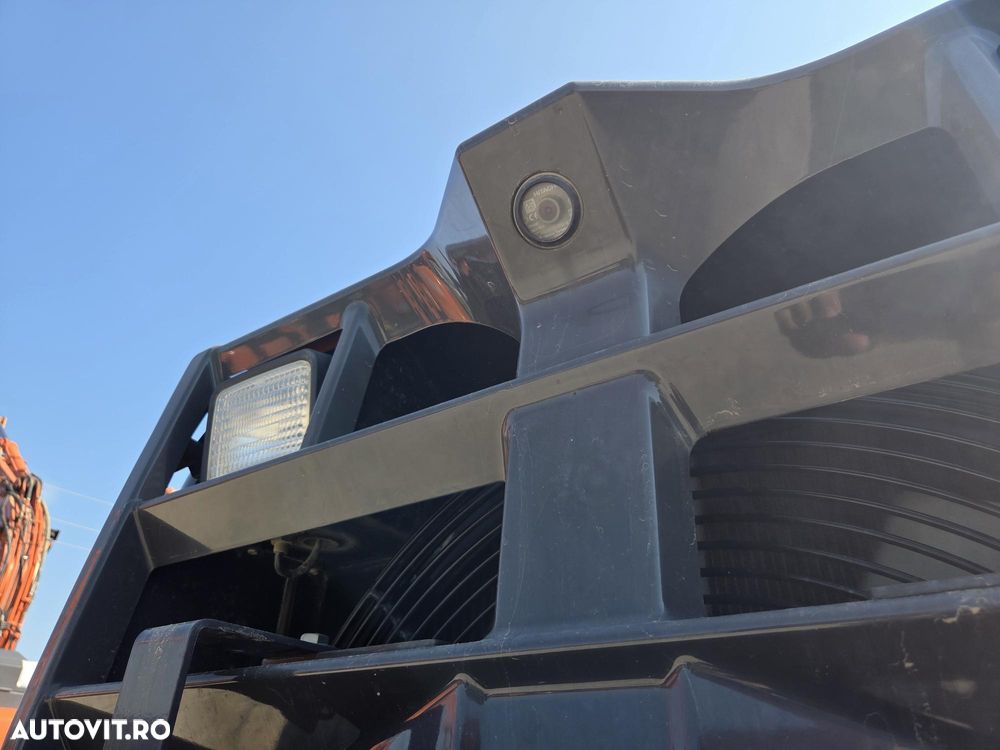 Hitachi ZW150-6, 2018, 5.304h, 21.348km, cupa 2,5mc, Masa 14 tone, cupla rapida, anv Michelin 80% ok, cantar, camera spate masalier, FULL OPTION, filtru suplimentar, Aer cond, rulat in Germania, posibilitate leasing, STARE FOARTE BUNA-PROMOTIE 69.900 EUR+Tva - 22