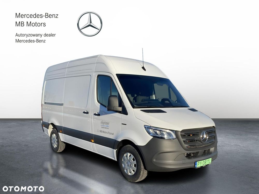 Mercedes-Benz eSprinter - 2