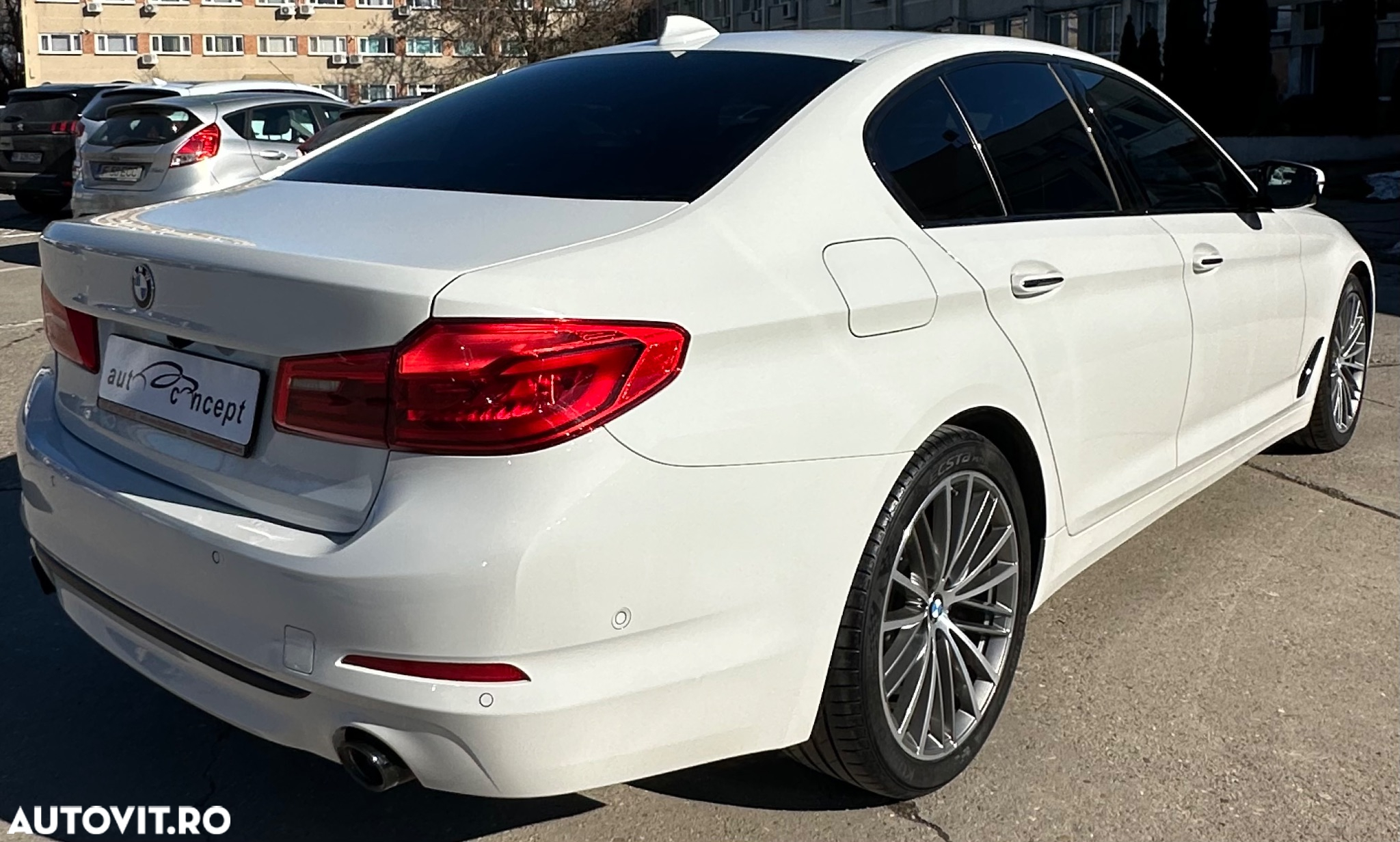 BMW Seria 5 520d EfficientDynamics Edition AT - 5