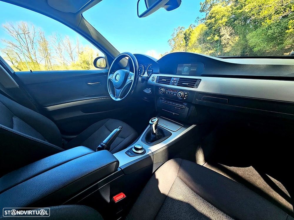 BMW 318 d DPF Edition Exclusive - 30