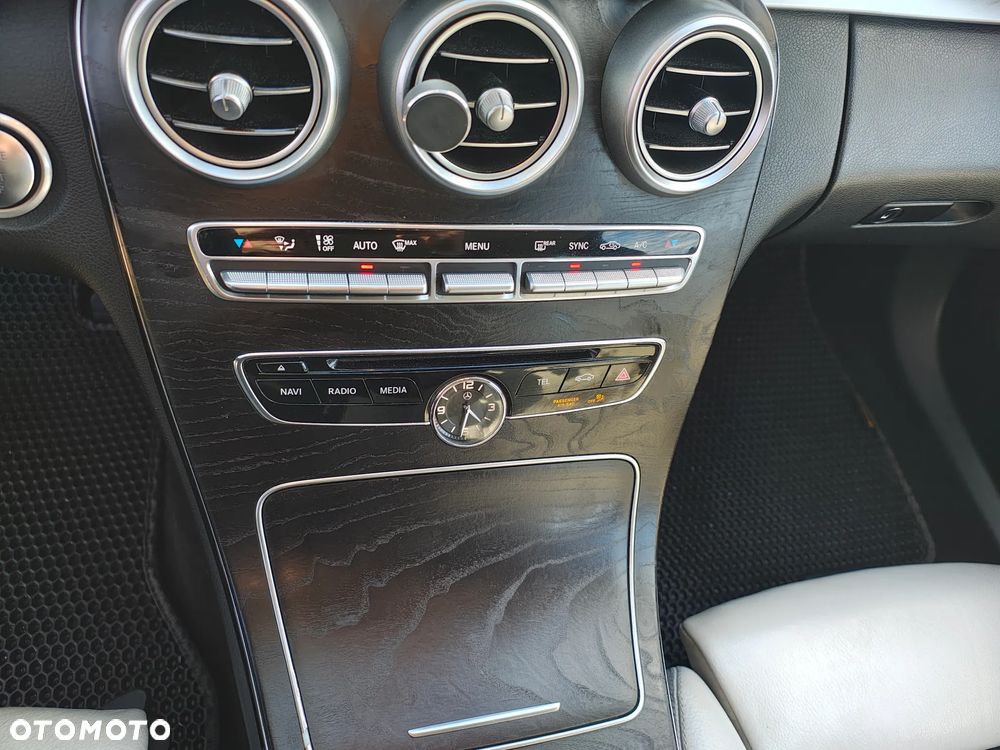Mercedes-Benz Klasa C 220 (BlueTEC) d 7G-TRONIC Avantgarde - 25
