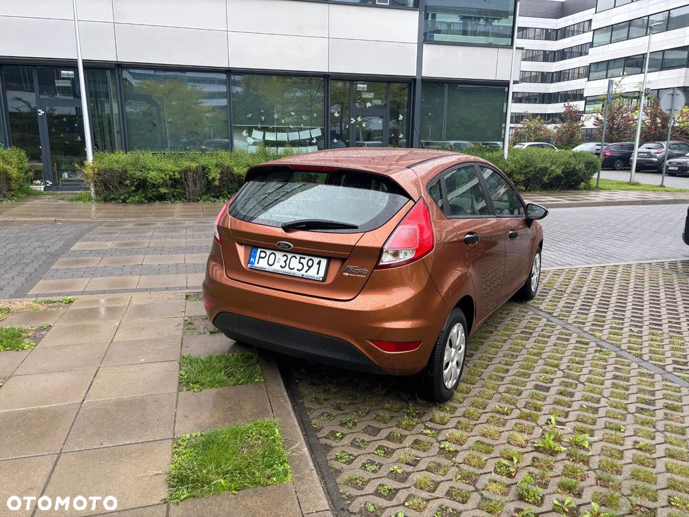 Ford Fiesta 1.25 Trend - 10