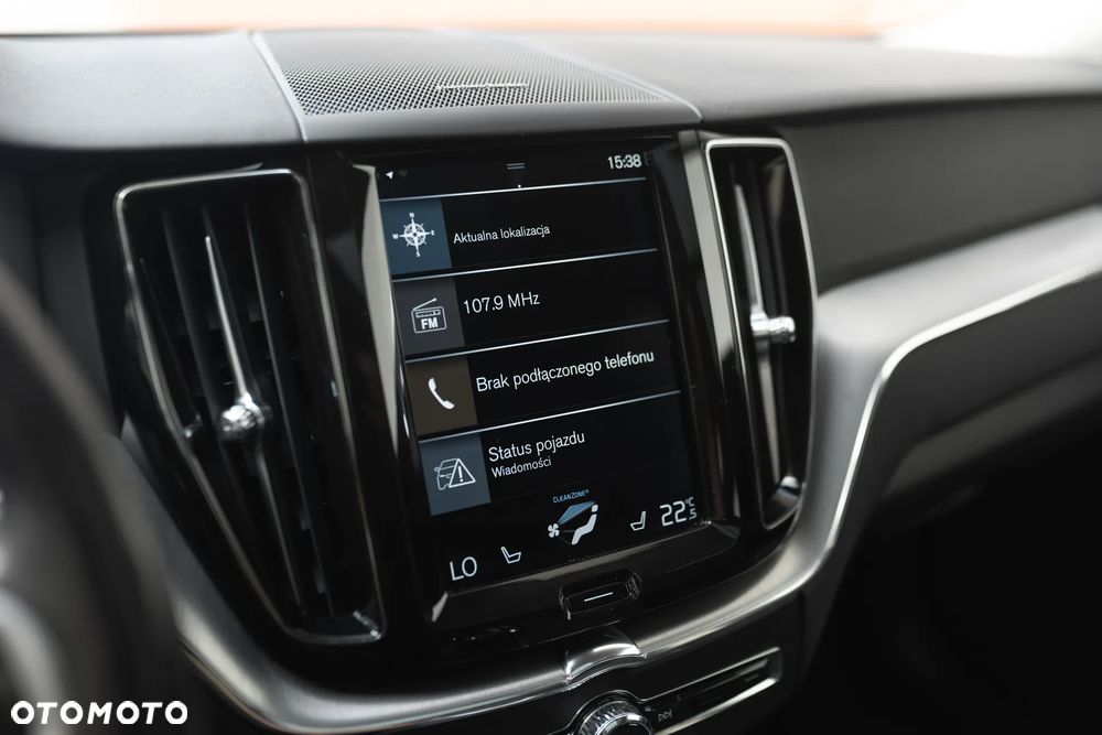 Volvo XC 60 T6 AWD Geartronic Momentum - 21