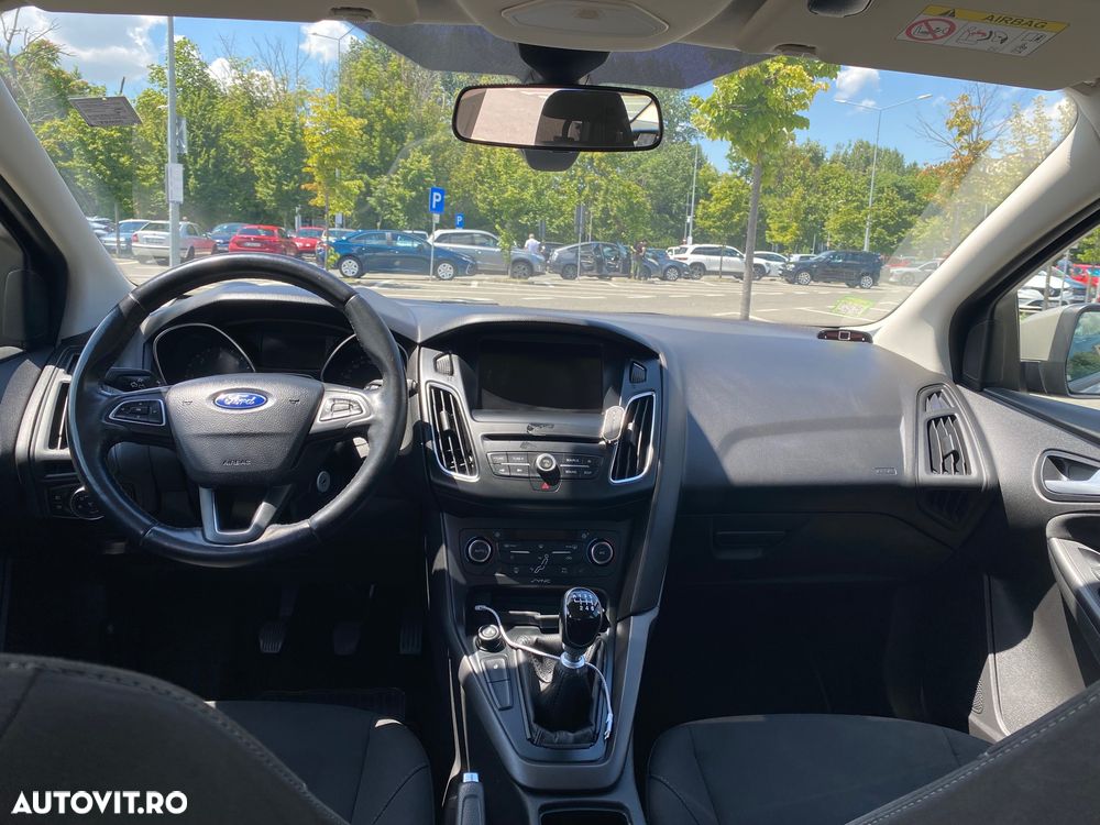 Ford Focus 1.6 TDCI DPF Trend - 6