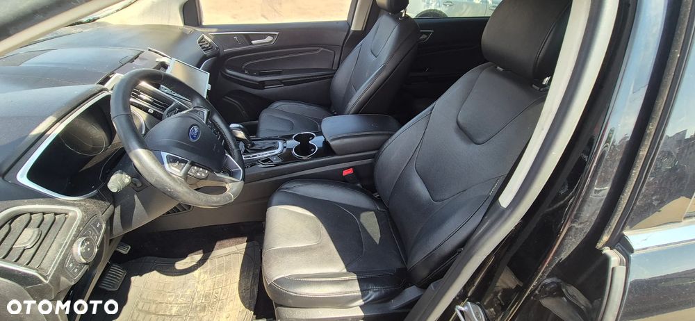 Ford Edge 2.0 TDCi Twin-Turbo 4WD Titanium - 21