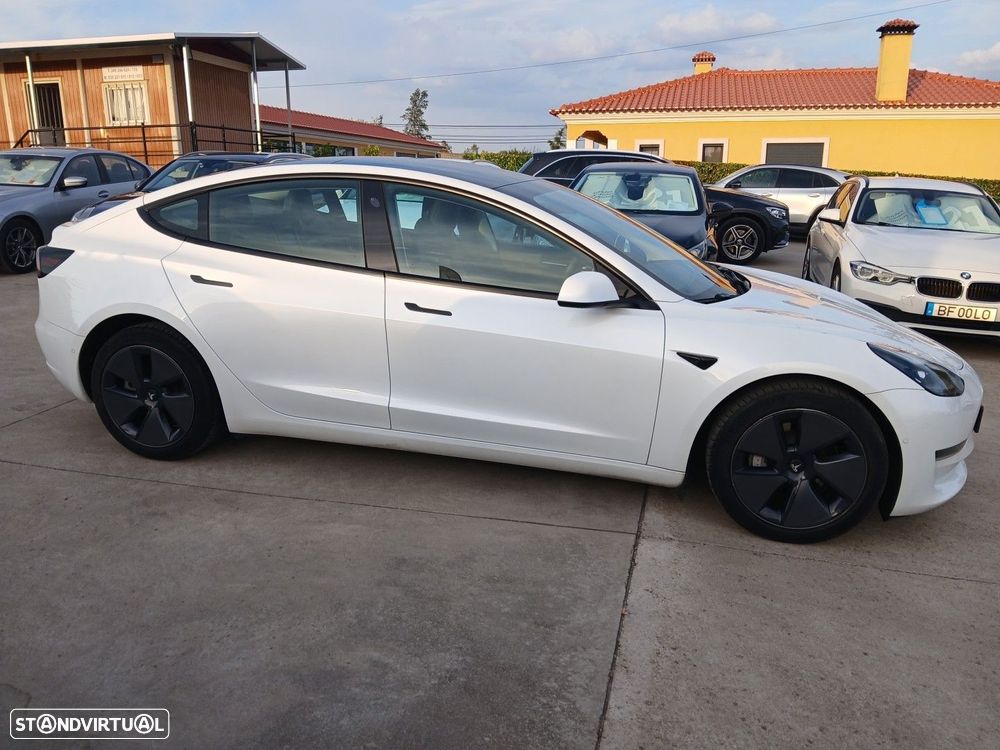 Tesla Model 3 - 5
