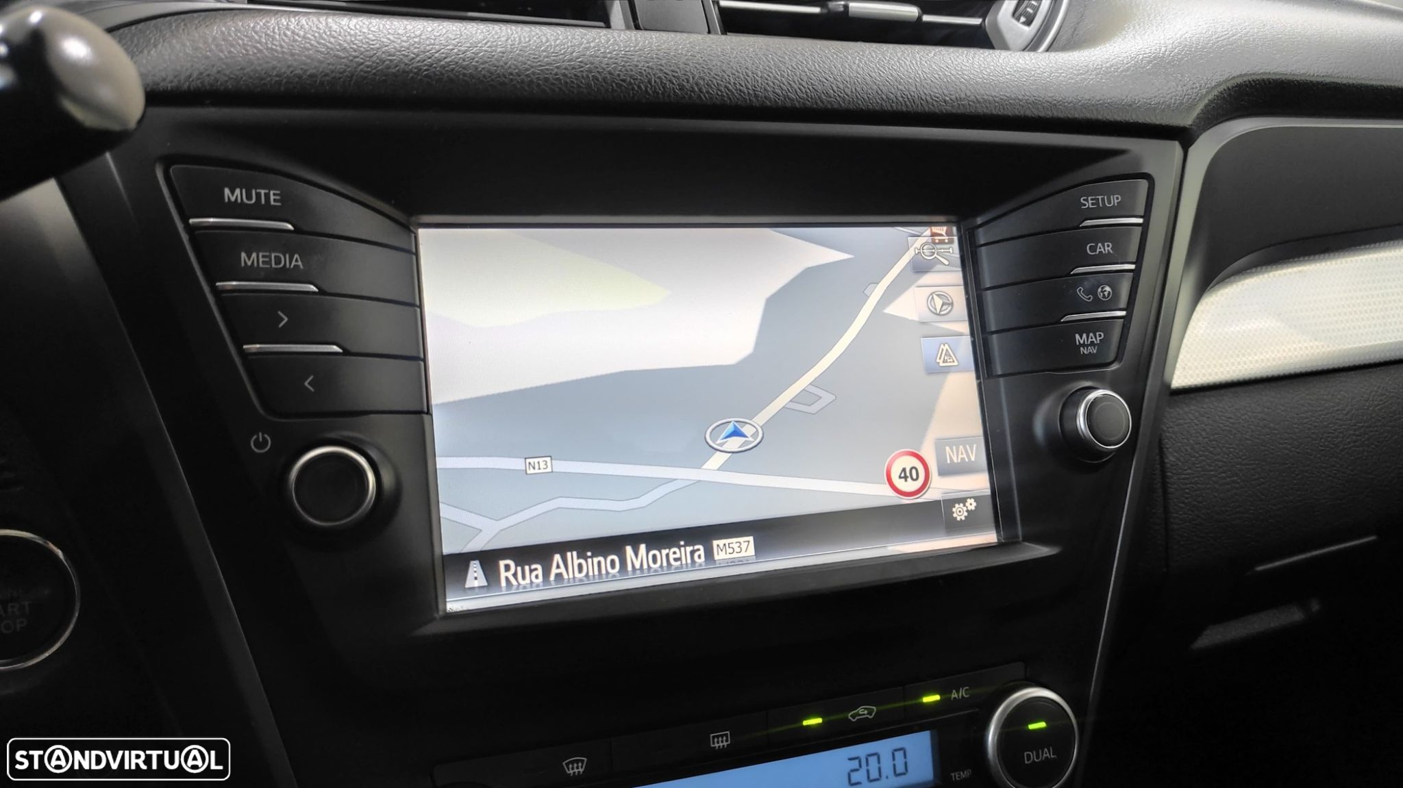 Toyota Avensis Touring Sports 2.0 D-4D Exclusive+GPS - 31