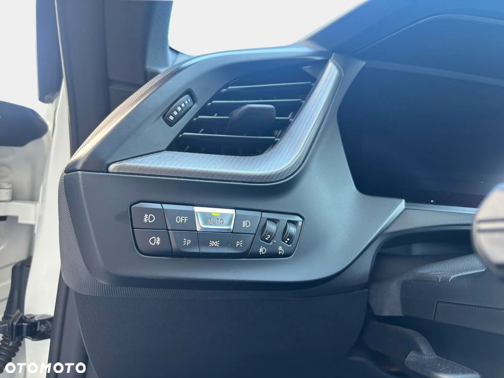 BMW Seria 2 220i M Sport - 31