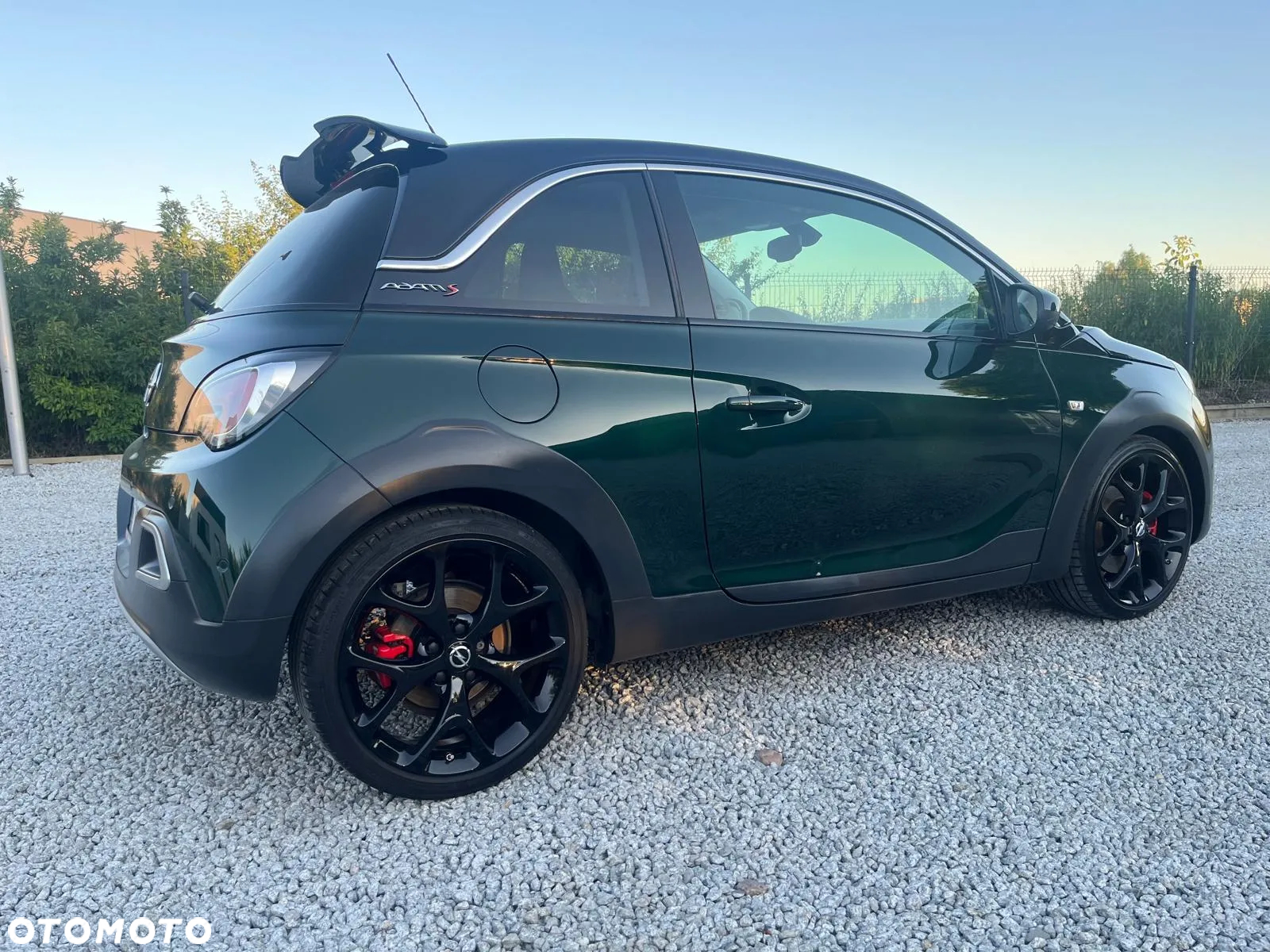Opel Adam 1.4 Turbo Rocks S - 11