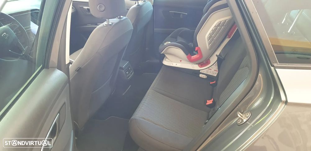 SEAT Leon ST 1.6 TDI Reference Ecomotive - 8