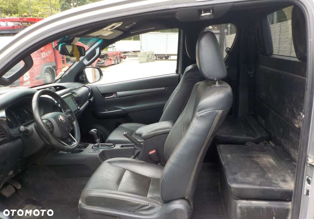 Toyota Hilux - 19