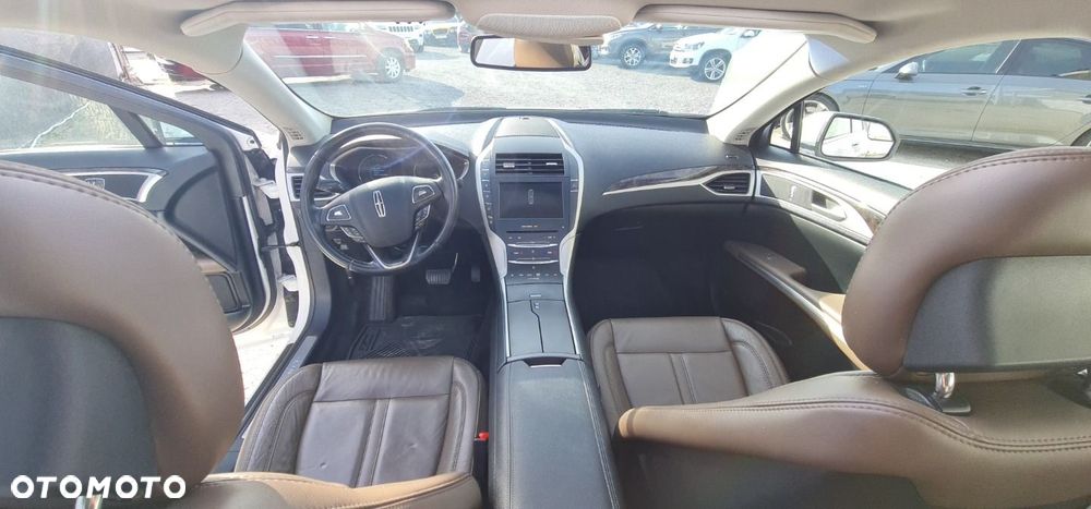 Lincoln MKZ - 31