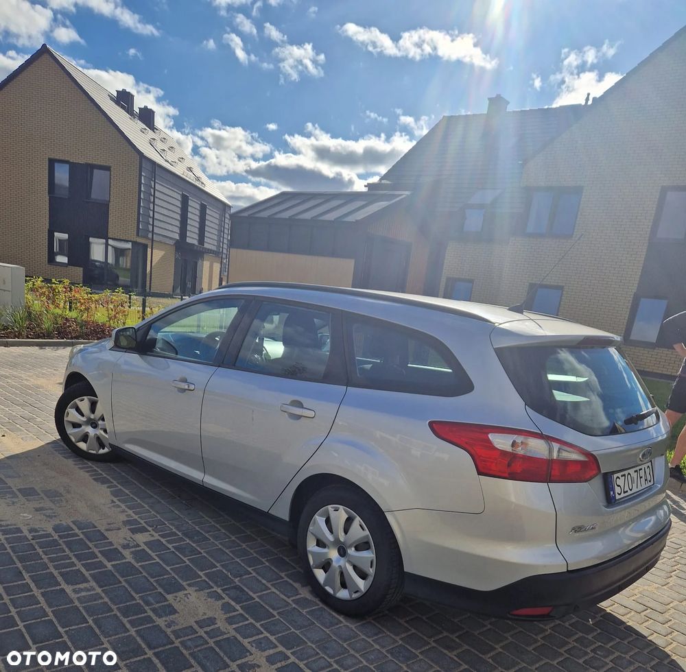 Ford Focus 1.6 TDCi Ambiente - 5