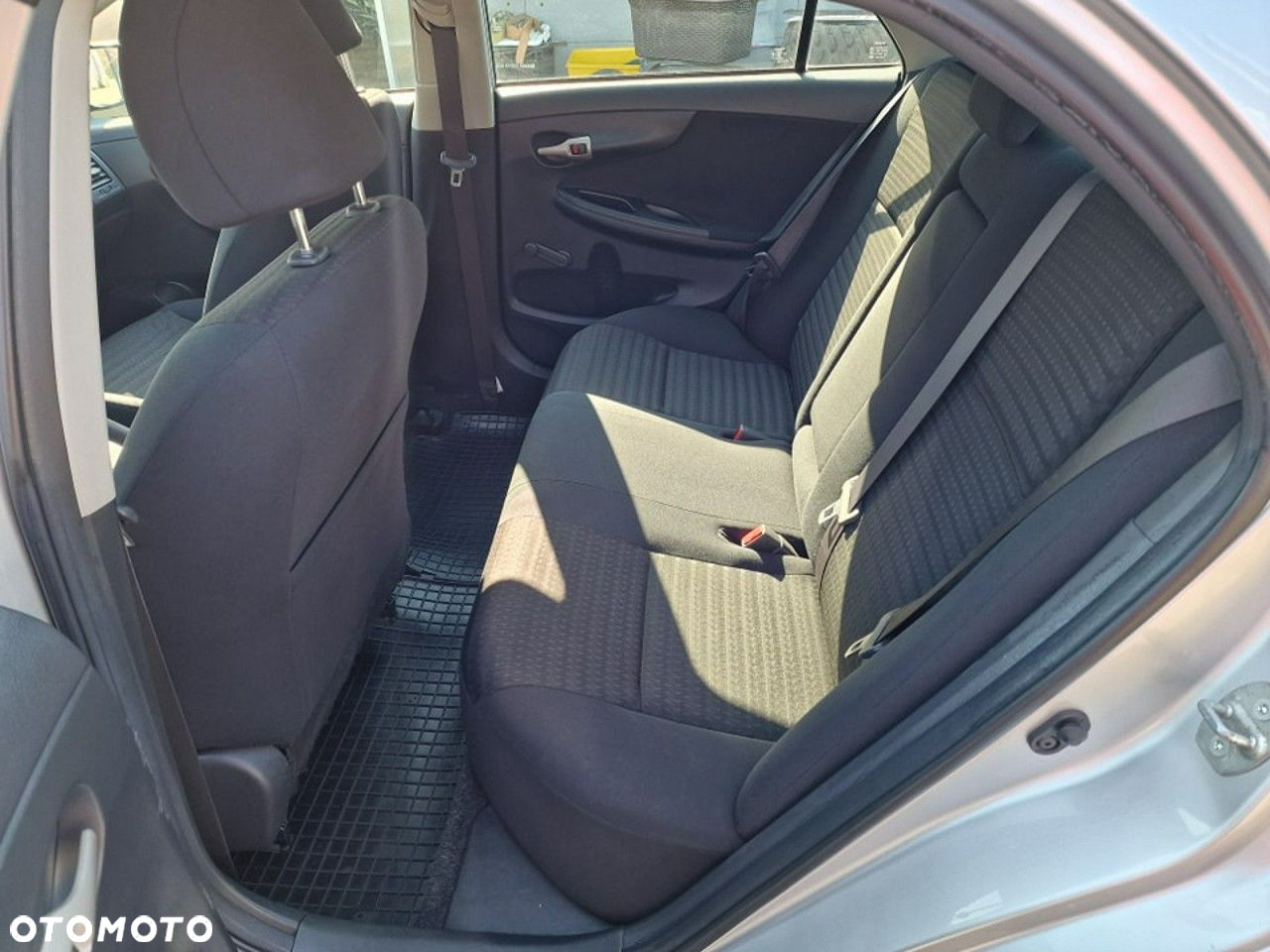 Toyota Corolla - 20