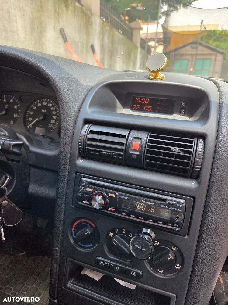 Opel Astra Classic 1.4i - 3