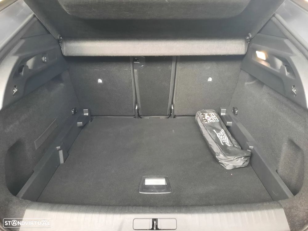 Peugeot 3008 1.2 Hybrid Allure Pack e-DCS6 - 46