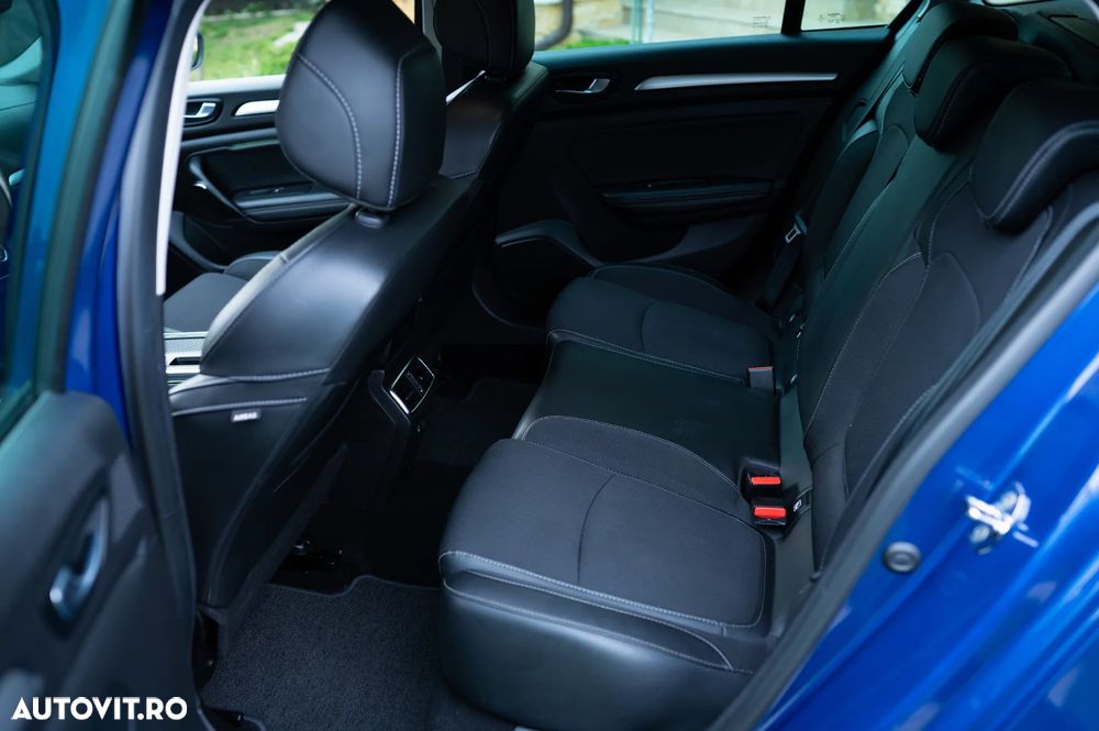 Renault Megane BLUE dCi EDC Intens - 20