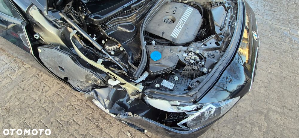 BMW Seria 2 218i Advantage - 30