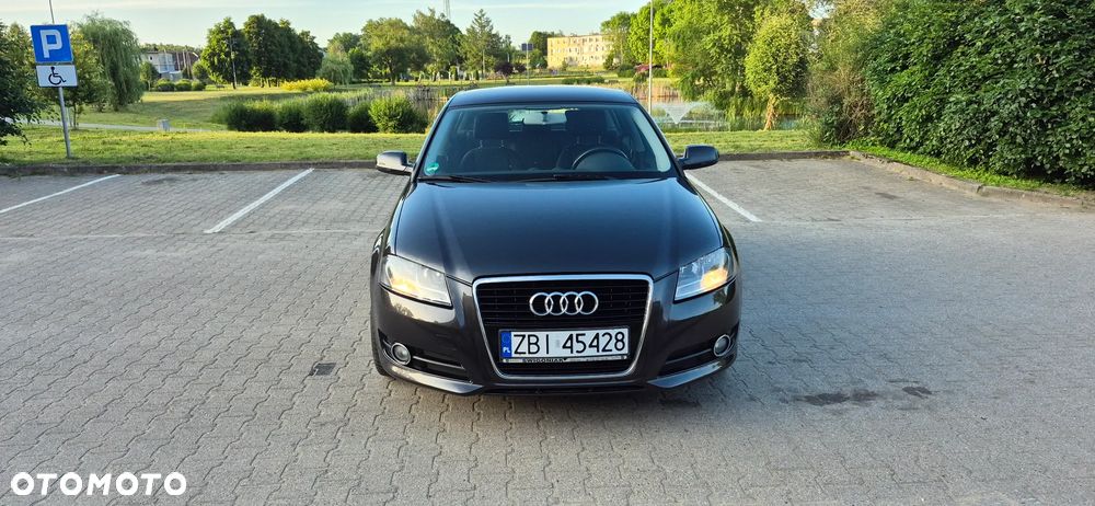 Audi A3 Sportback - 2