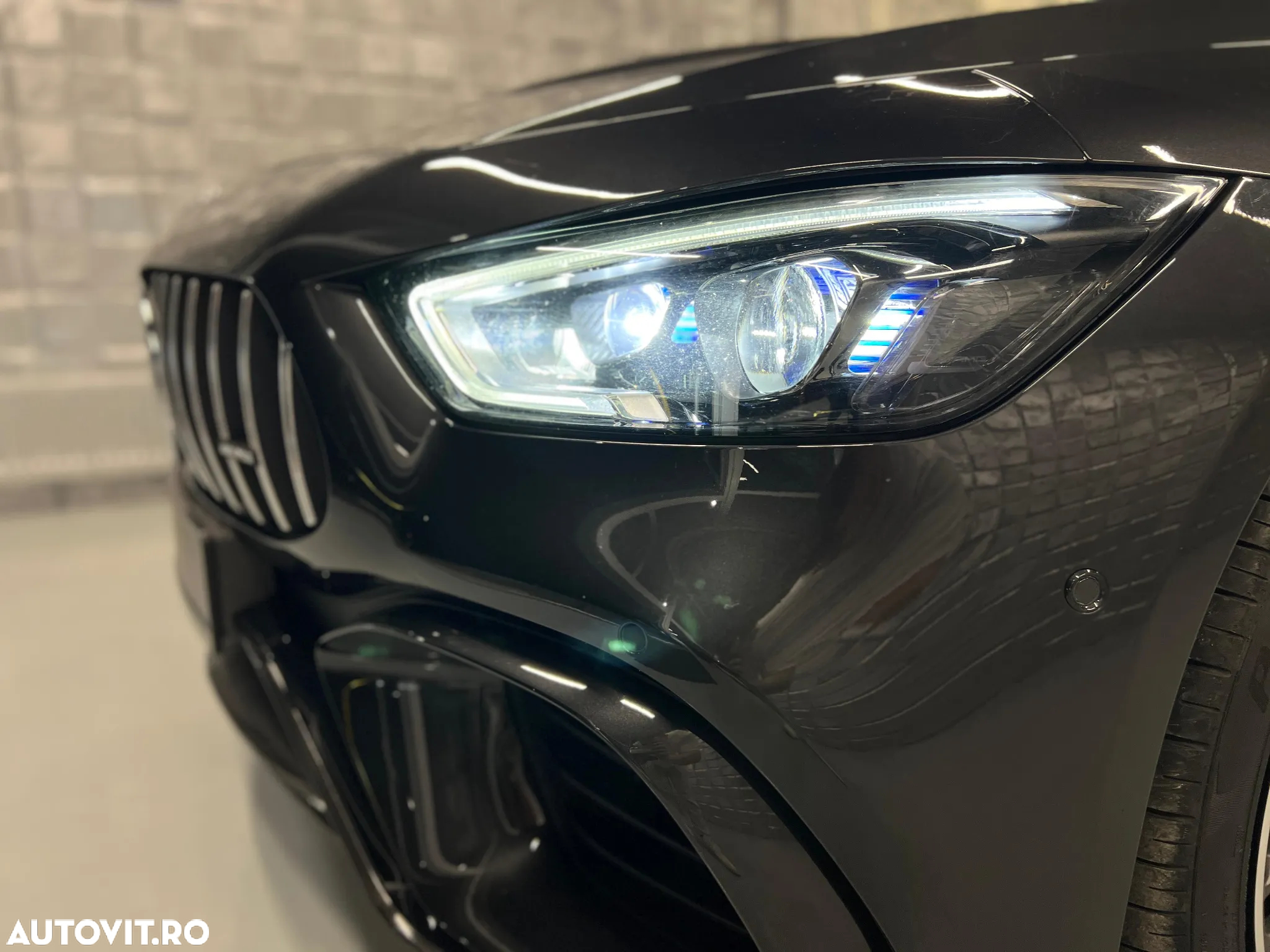 Mercedes-Benz AMG GT 63 4MATIC+ - 8