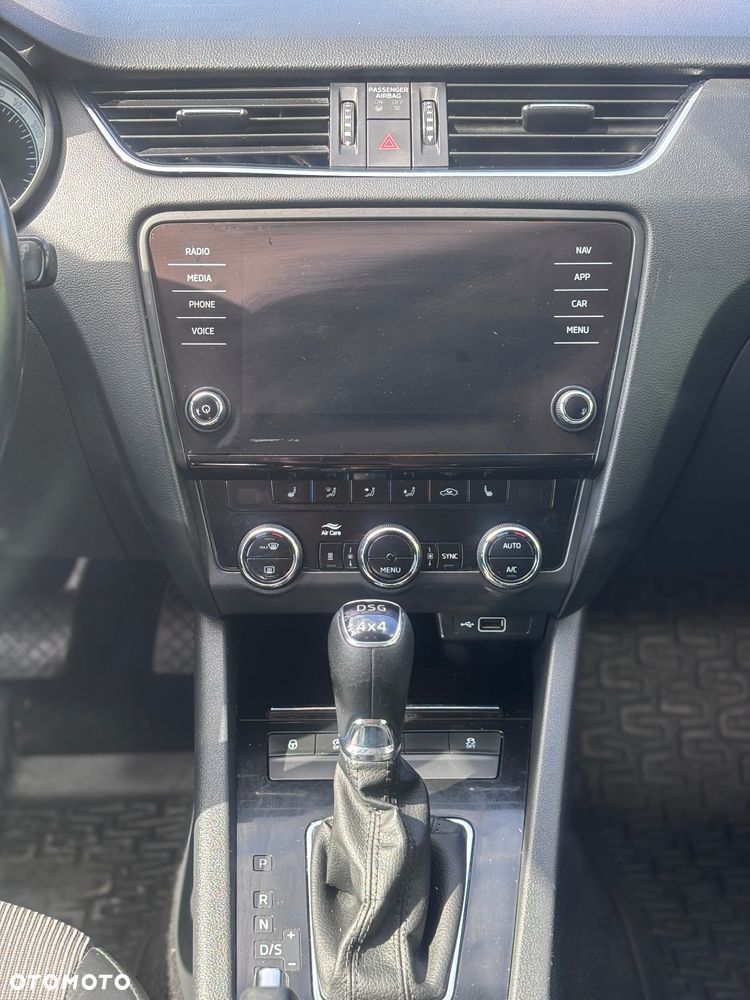 Skoda Octavia 2.0 TDI 4x4 Style DSG - 30