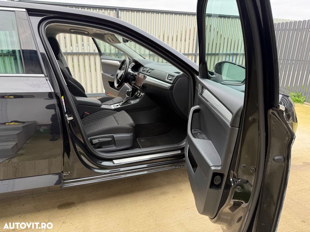 Skoda Superb 1.4 TSI iV DSG Ambition - 8
