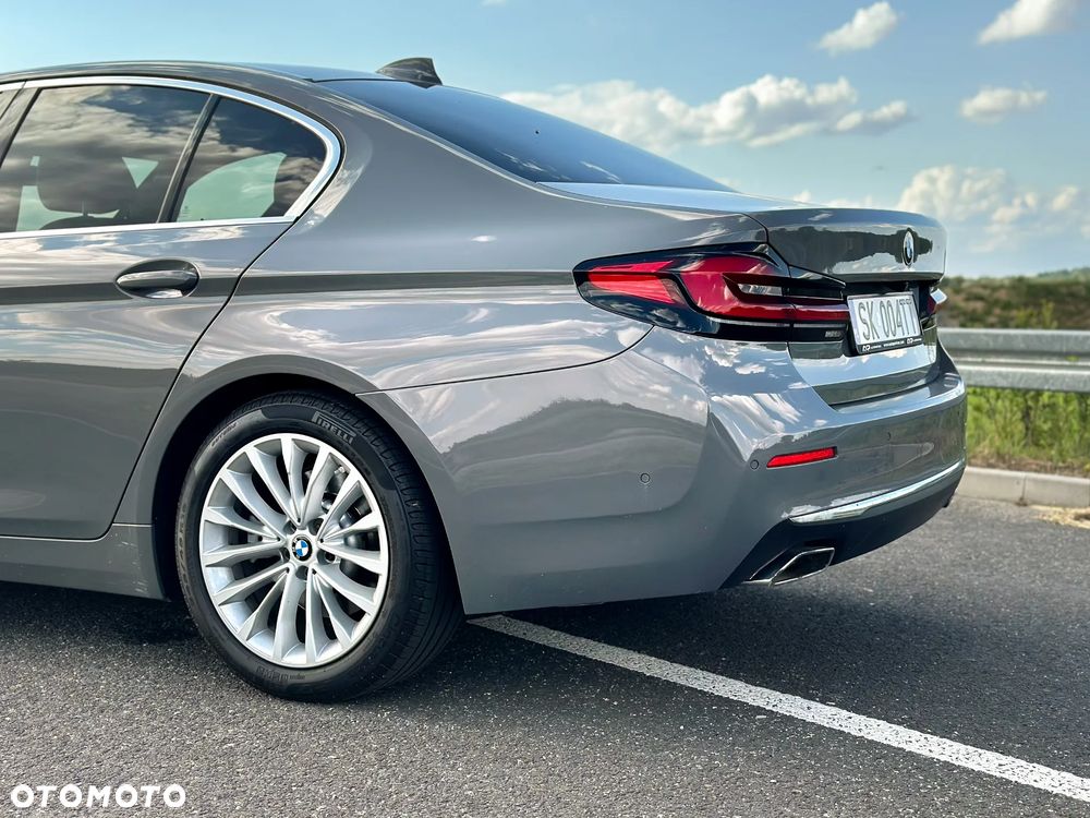 BMW Seria 5 530i xDrive mHEV Luxury Line - 8
