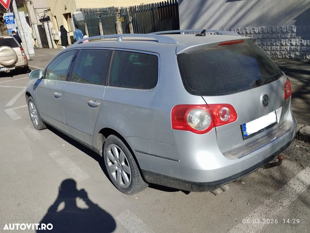 Volkswagen Passat - 2