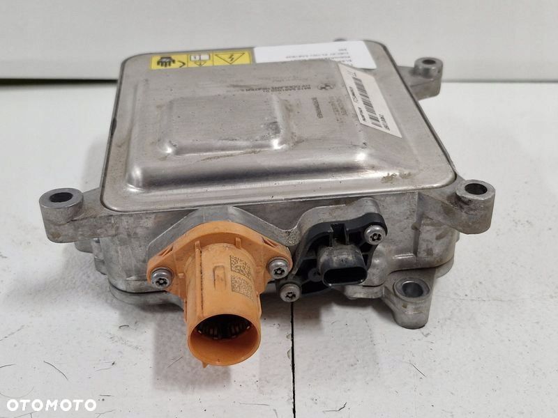 BMW XM G09 U06 U11 1.5 B HYBRYDA ELEKTRYCZNY PODGRZEWACZ WODY CIECZY - 8