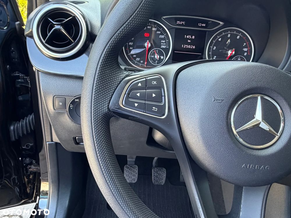 Mercedes-Benz Klasa B 180 BlueEFFICIENCY Edition Style - 28