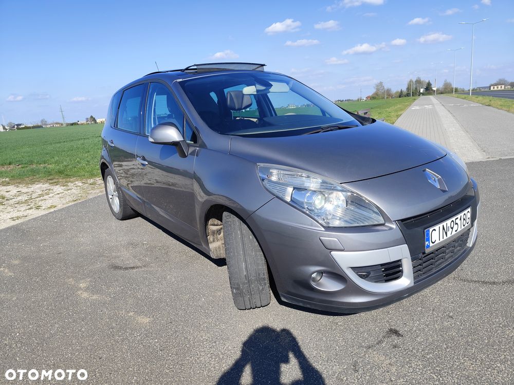 Renault Scenic dCi 150 FAP Luxe - 4