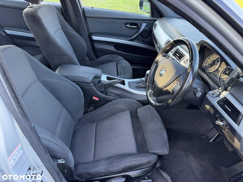 BMW Seria 3 2008 photo 4