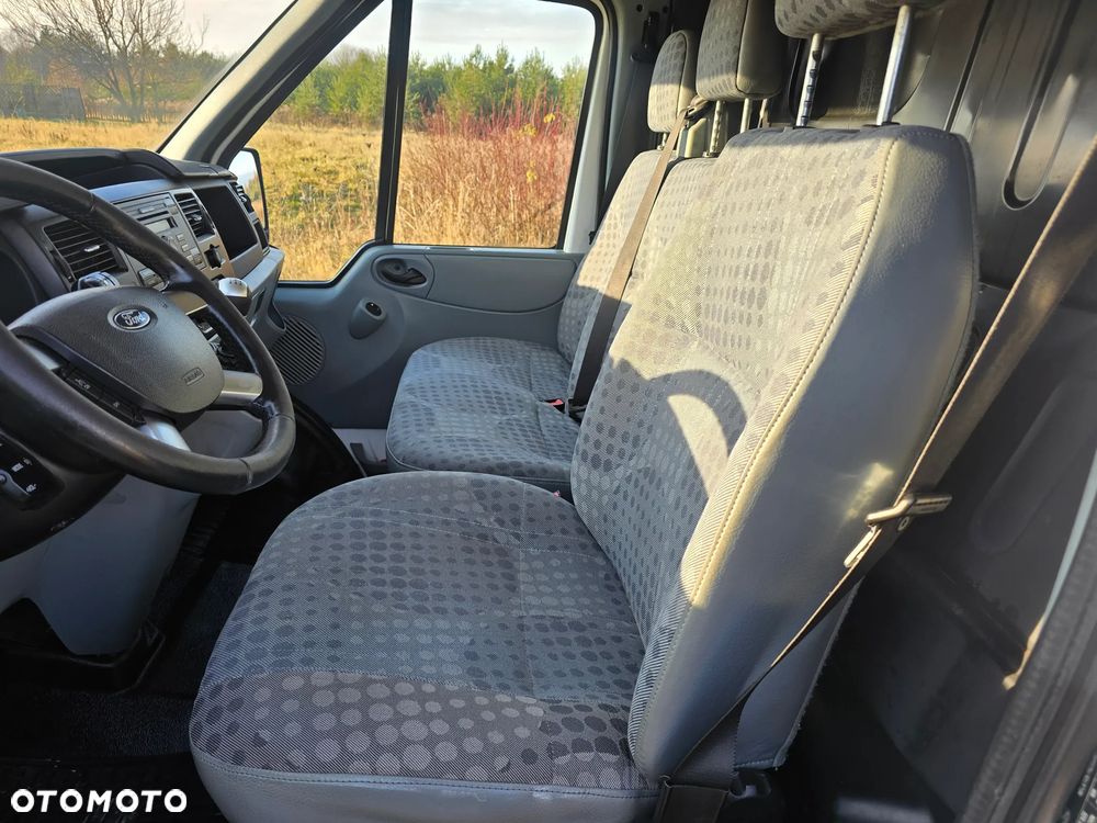 Ford Transit - 10